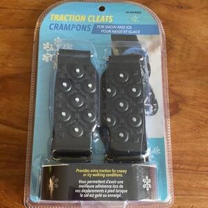 NWT Crampons/Ice Cleats Metal Stud